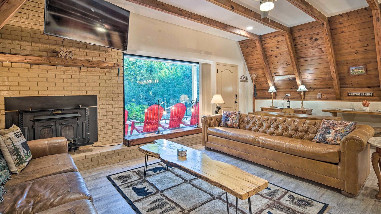 Photo of Livingroom in Bent Creek
