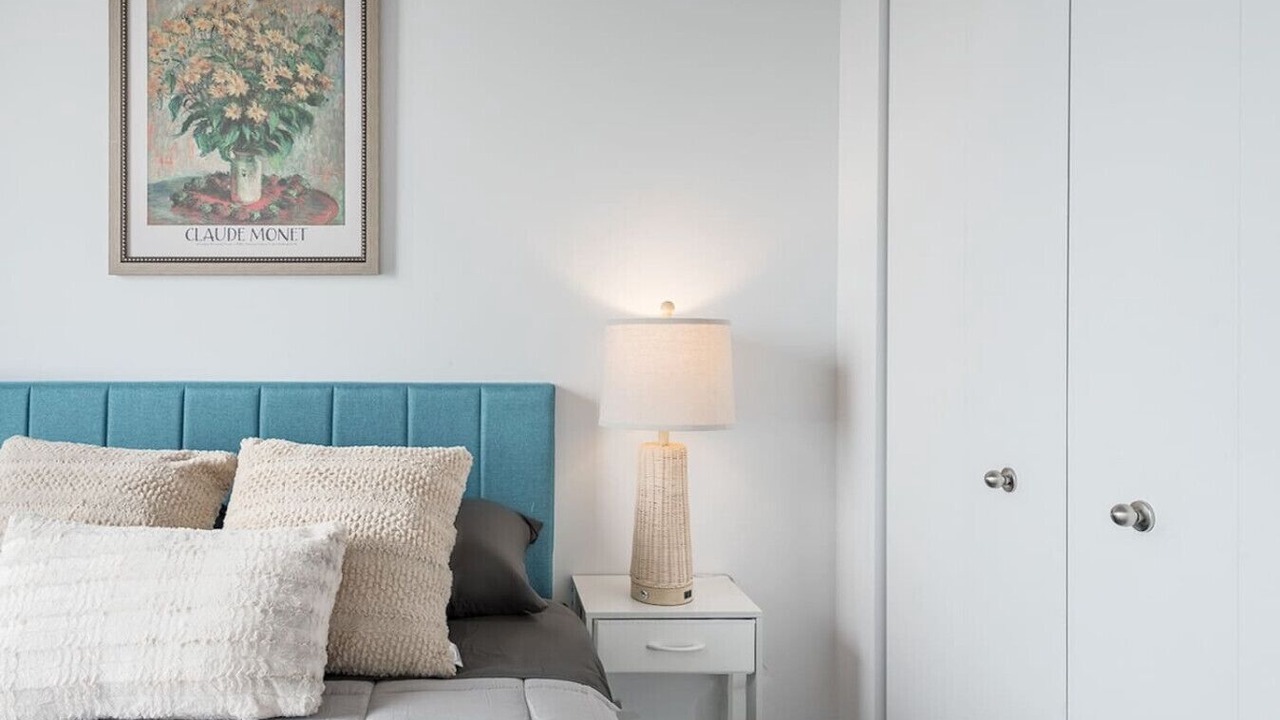Photo of Bedroom in International District