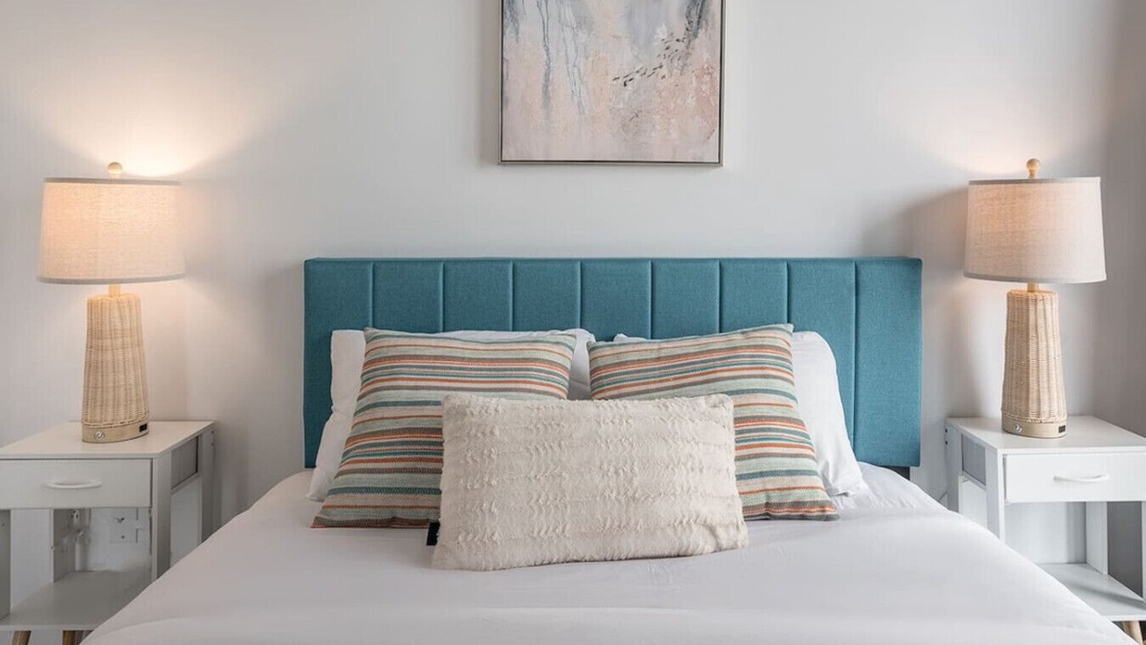 Photo of Bedroom in International District