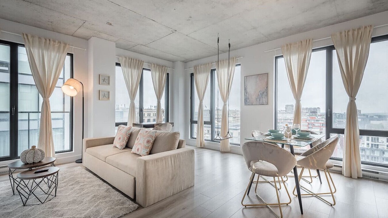 Photo of Livingroom in International District
