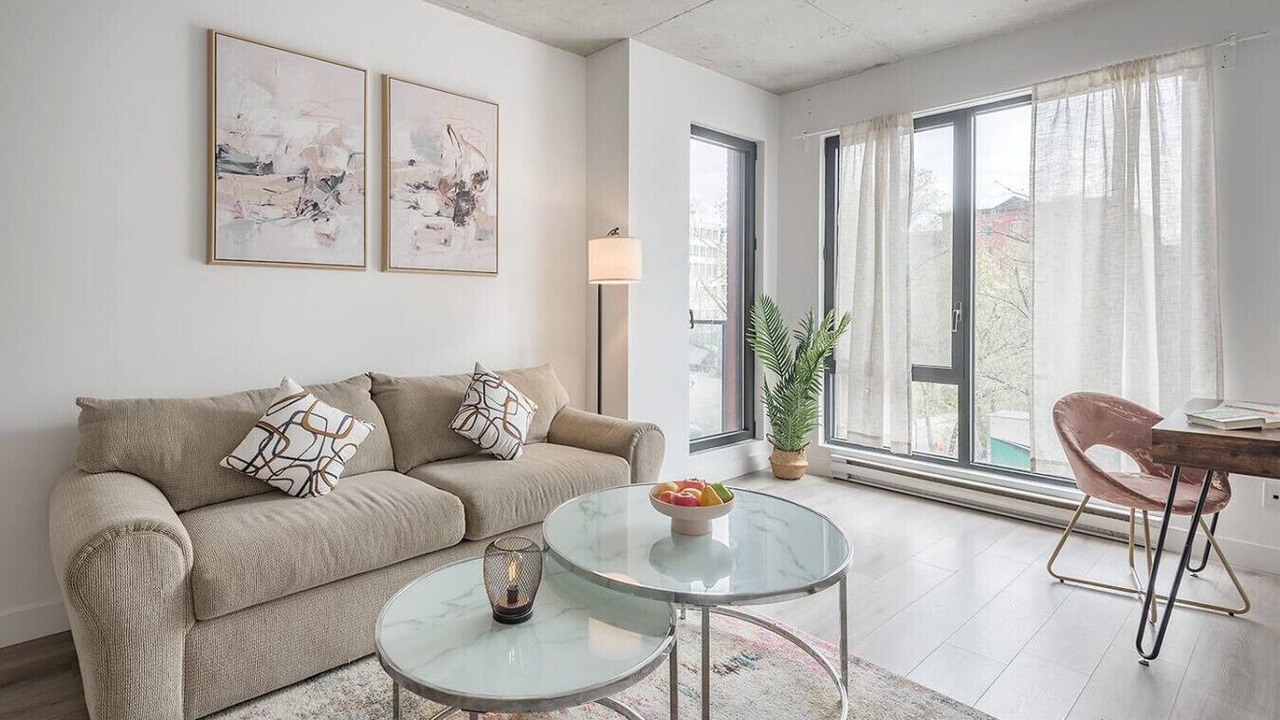 Photo of Livingroom in International District