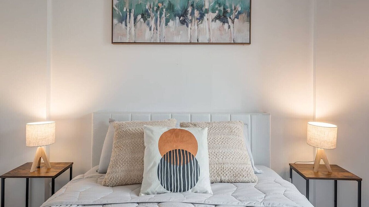 Photo of Bedroom in International District