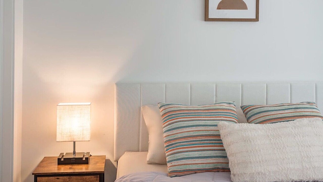 Photo of Bedroom in International District