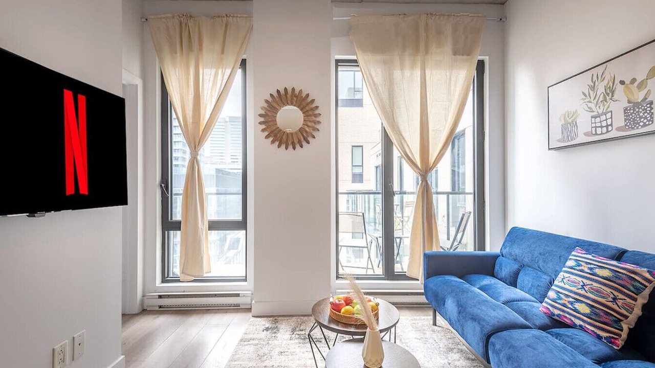 Photo of Livingroom in International District
