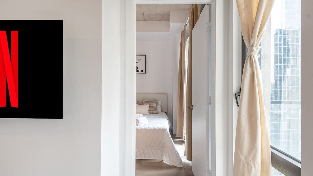 Photo of Bedroom in International District