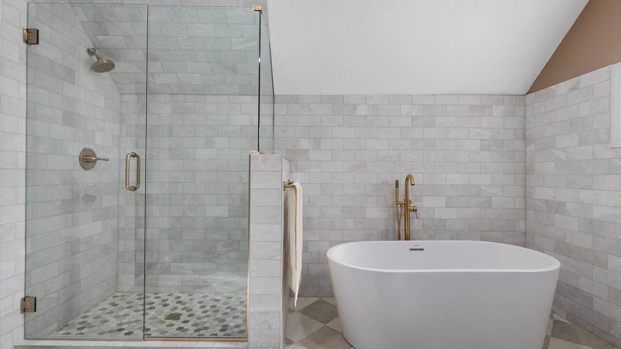Photo of Bathroom in Southmoreland