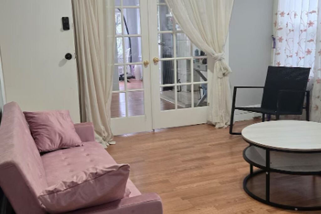 Photo of Livingroom in East Orange