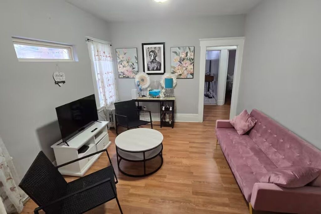 Photo of Livingroom in East Orange