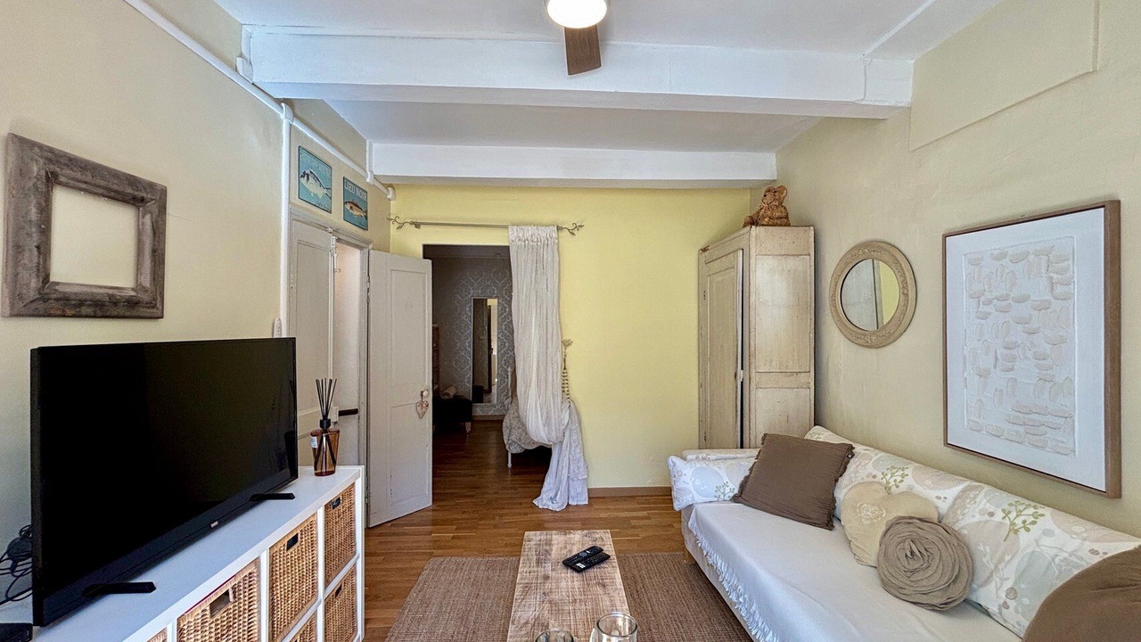 Photo of Livingroom in Bouzigues