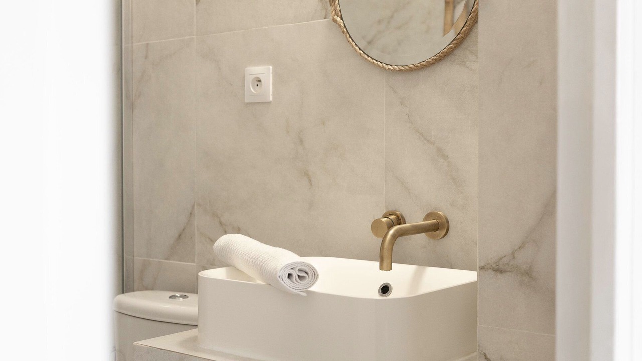 Photo of Bathroom in Quartier de l'Ecole-Militaire