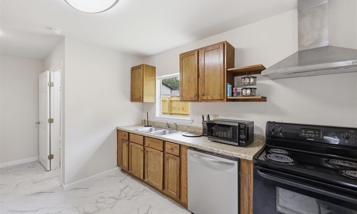 Photo of Kitchen in Bridge City
