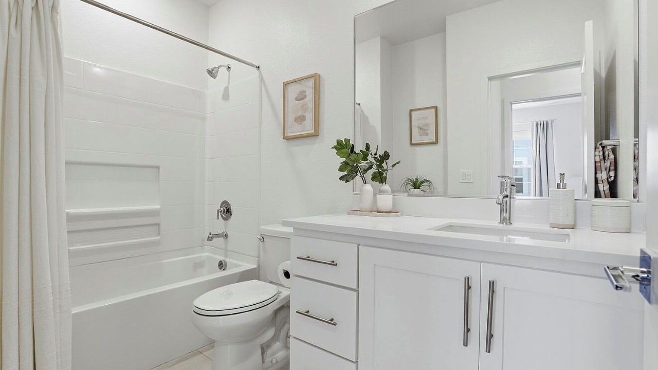 Photo of Bathroom in Newark