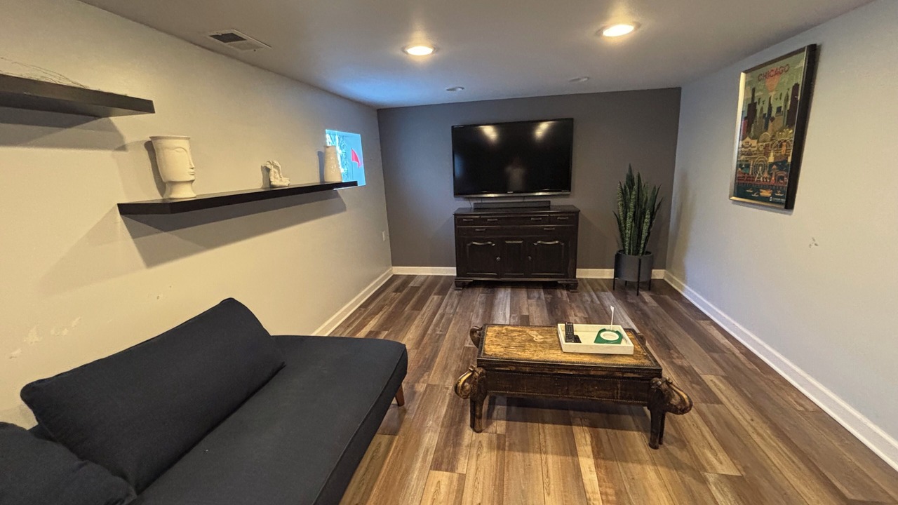 Photo of Livingroom in Brookfield