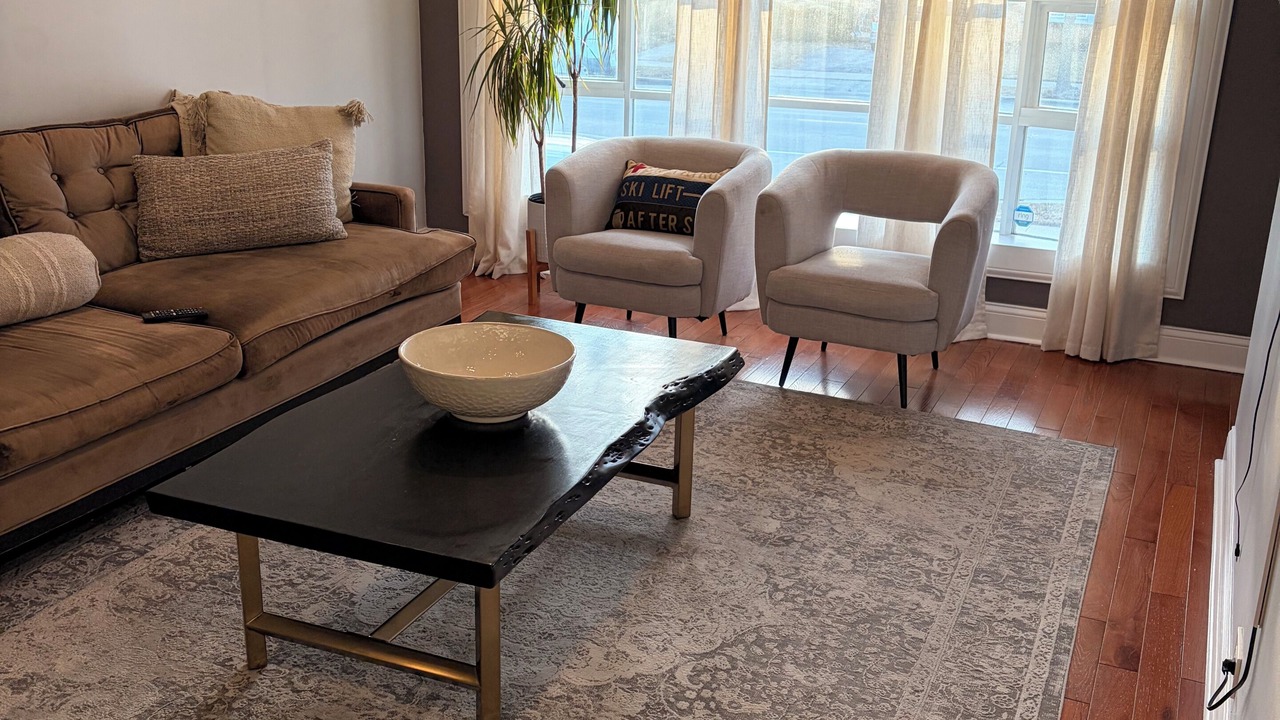 Photo of Livingroom in Brookfield