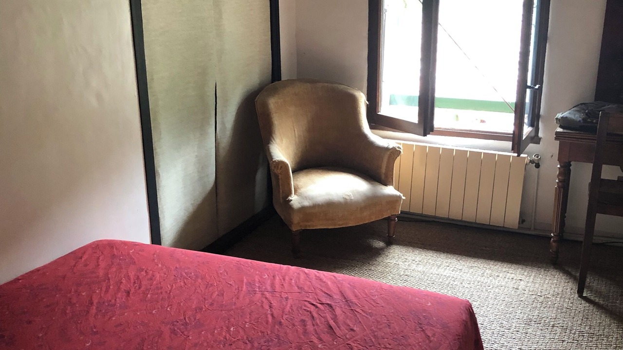 Photo of Bedroom in Reynes