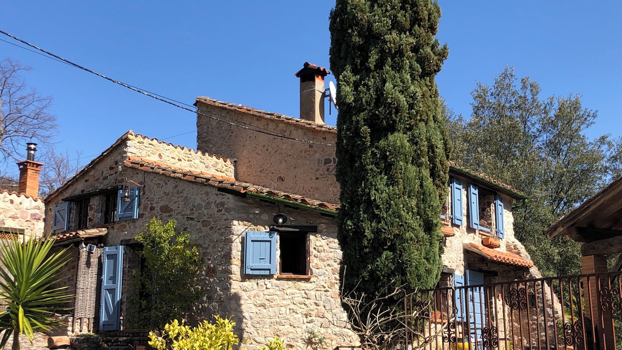 Photo of Outdoor in Reynes