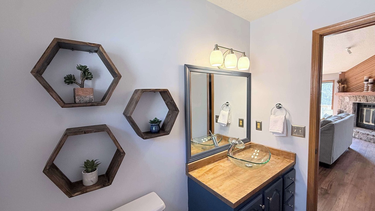 Photo of Bedroom in Linn Creek