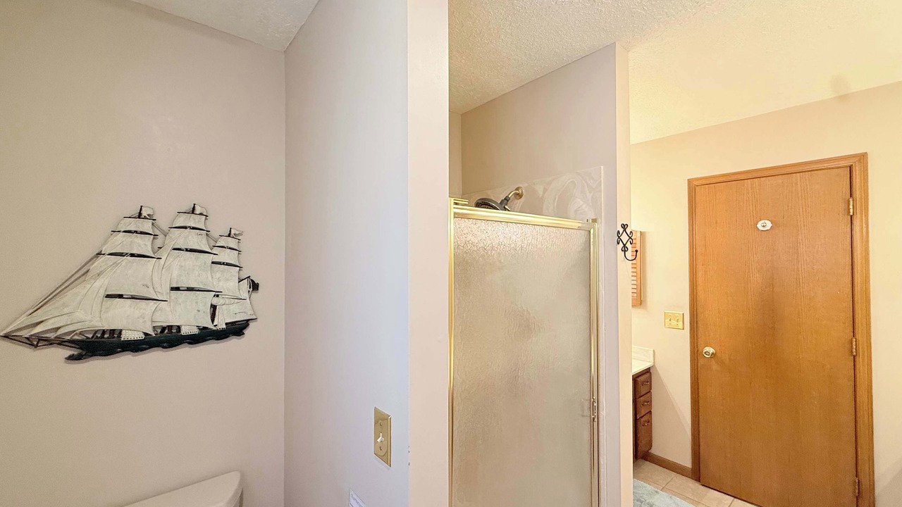 Photo of Bathroom in Linn Creek