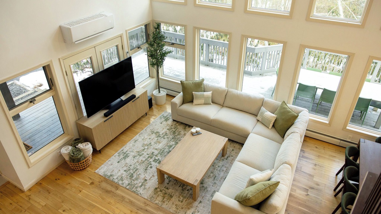 Photo of Livingroom in Tannersville