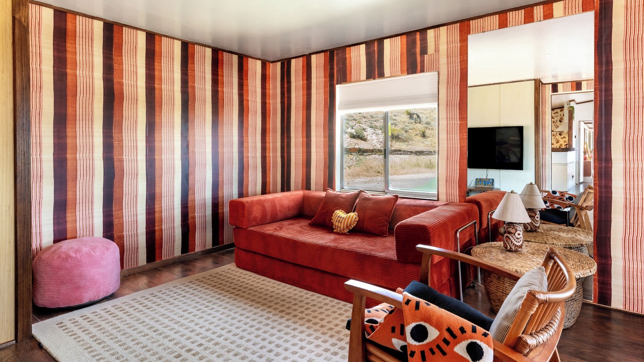 Photo of Livingroom in Landers
