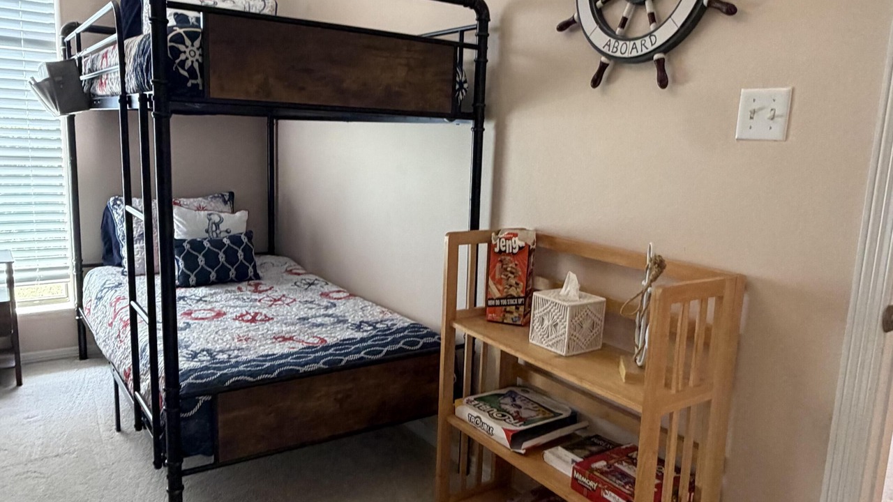 Photo of Bedroom in Gail
