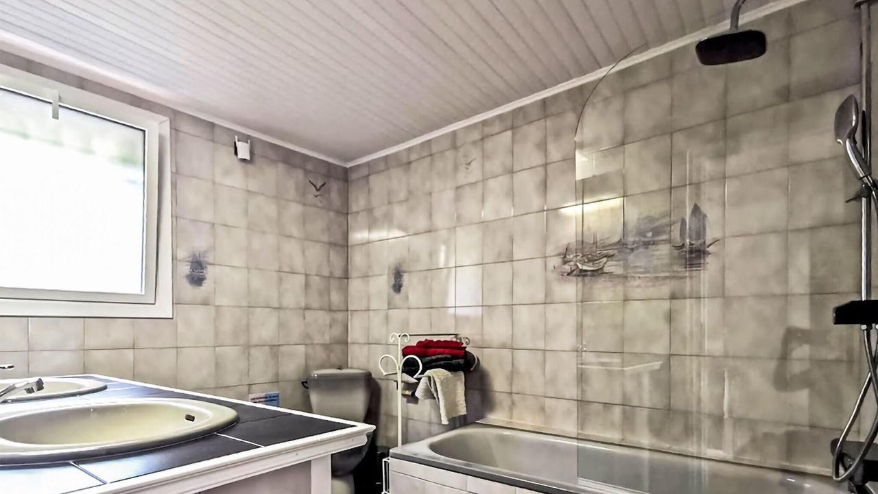 Photo of Bathroom in Taulis