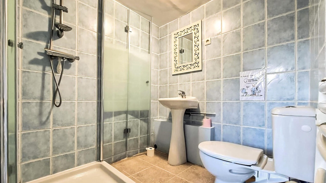 Photo of Bathroom in Taulis