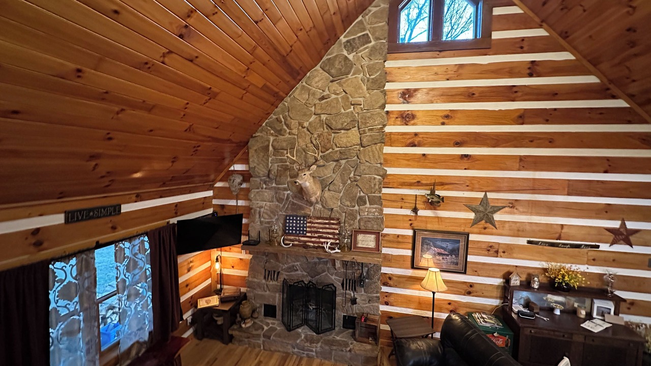 Photo of Livingroom in Owensville