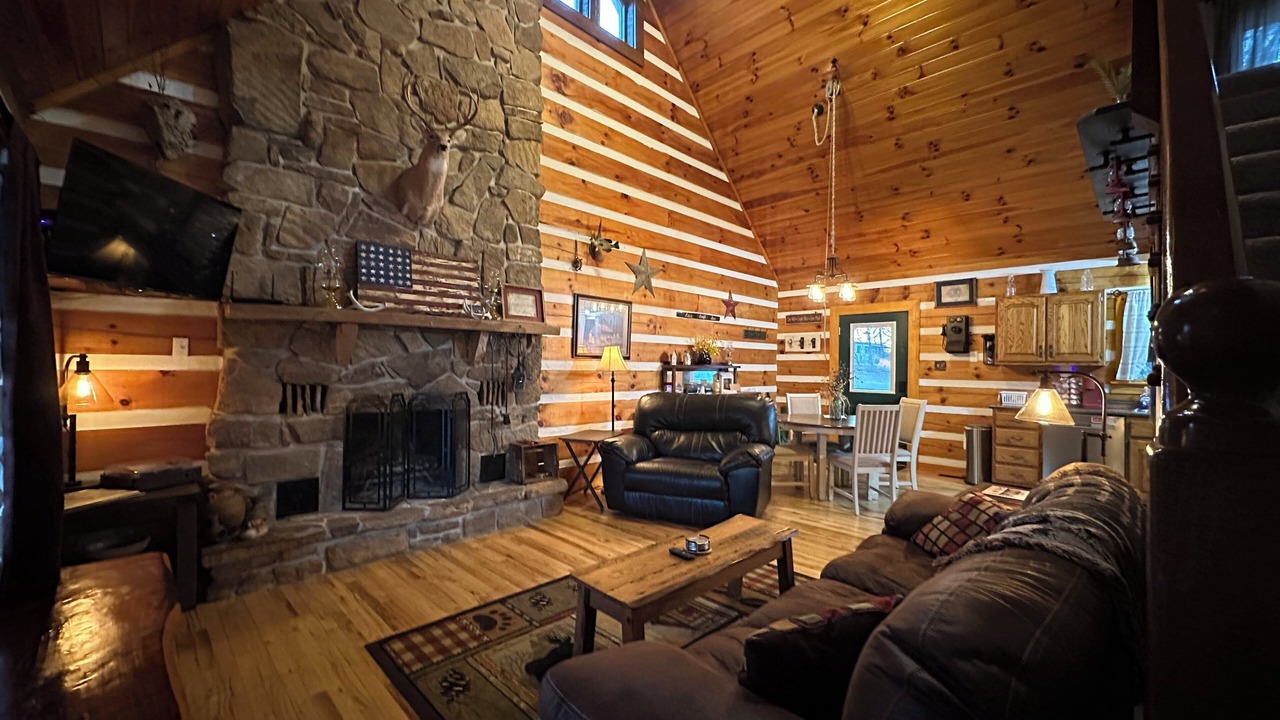Photo of Livingroom in Owensville