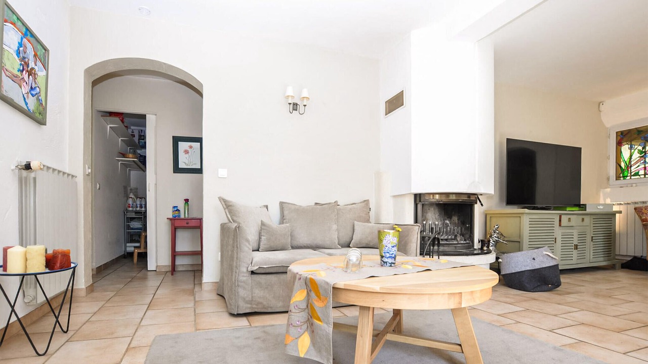 Photo of Bedroom in Saint-Jacques