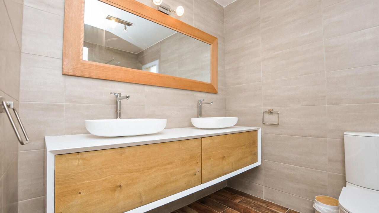 Photo of Bathroom in Saint-Jacques