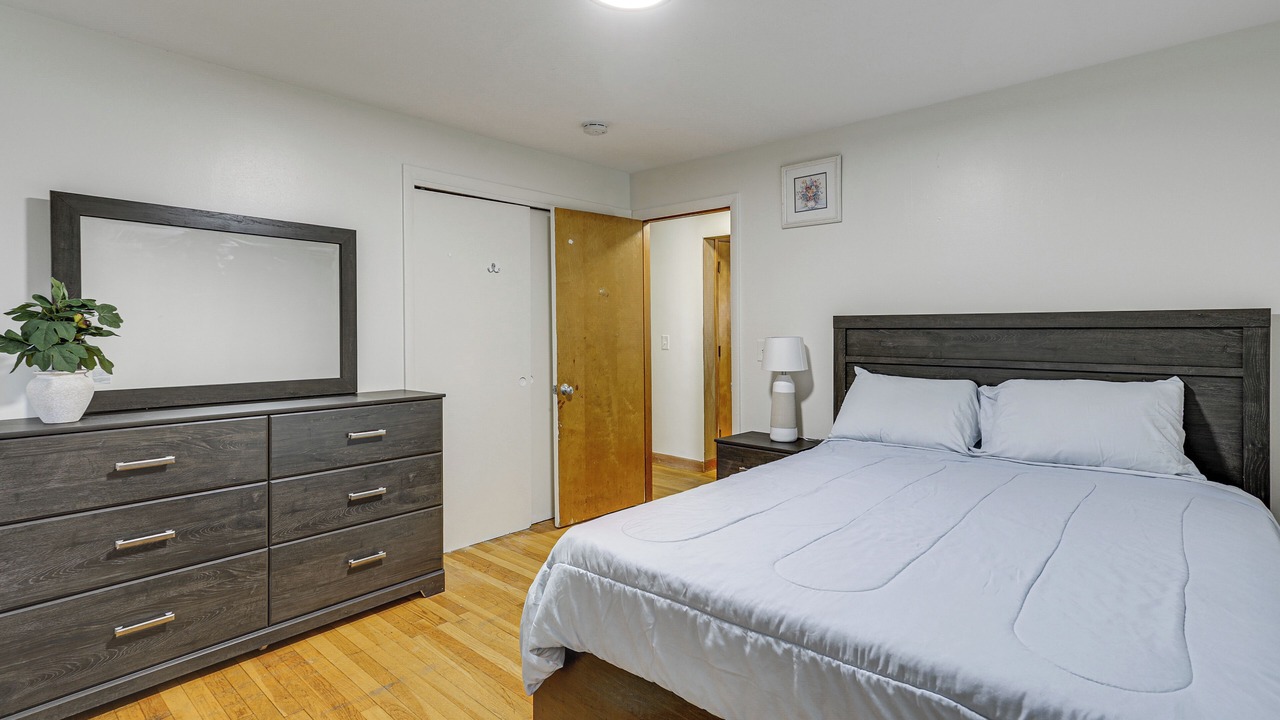 Photo of Bedroom in Attleboro