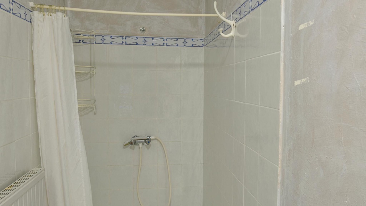 Photo of Bathroom in Castelnau-Montratier-Sainte-Alauzie