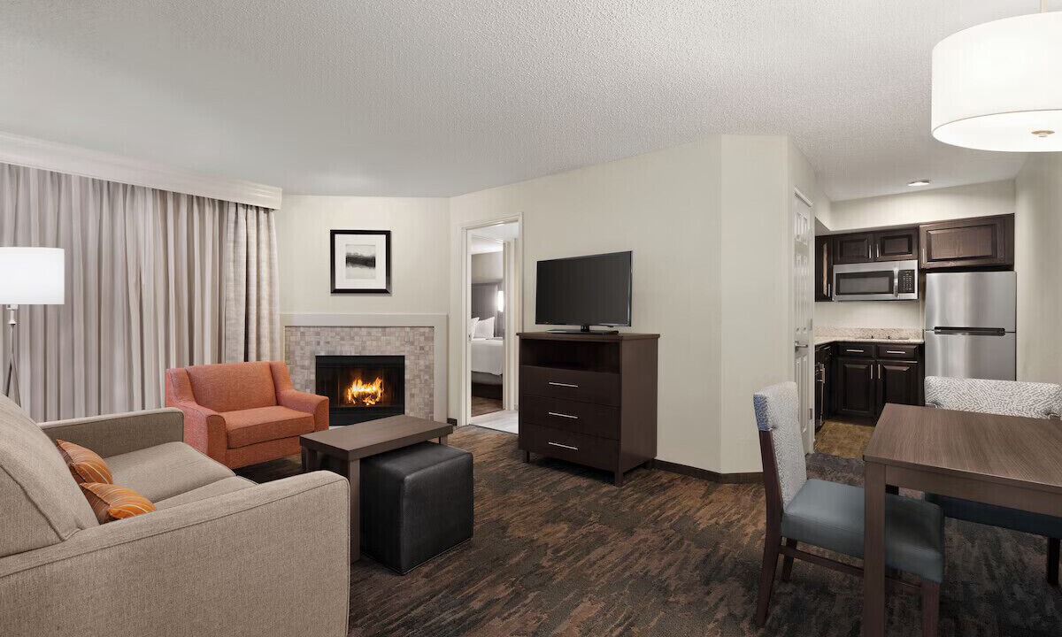 Photo of Livingroom in Addison