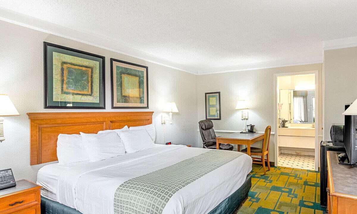 Photo of Bedroom in Huntsville