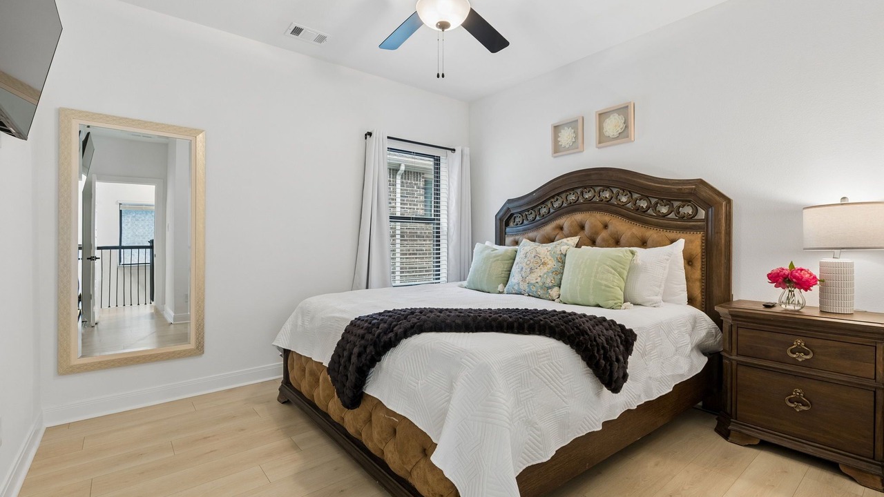 Photo of Bedroom in The Colony