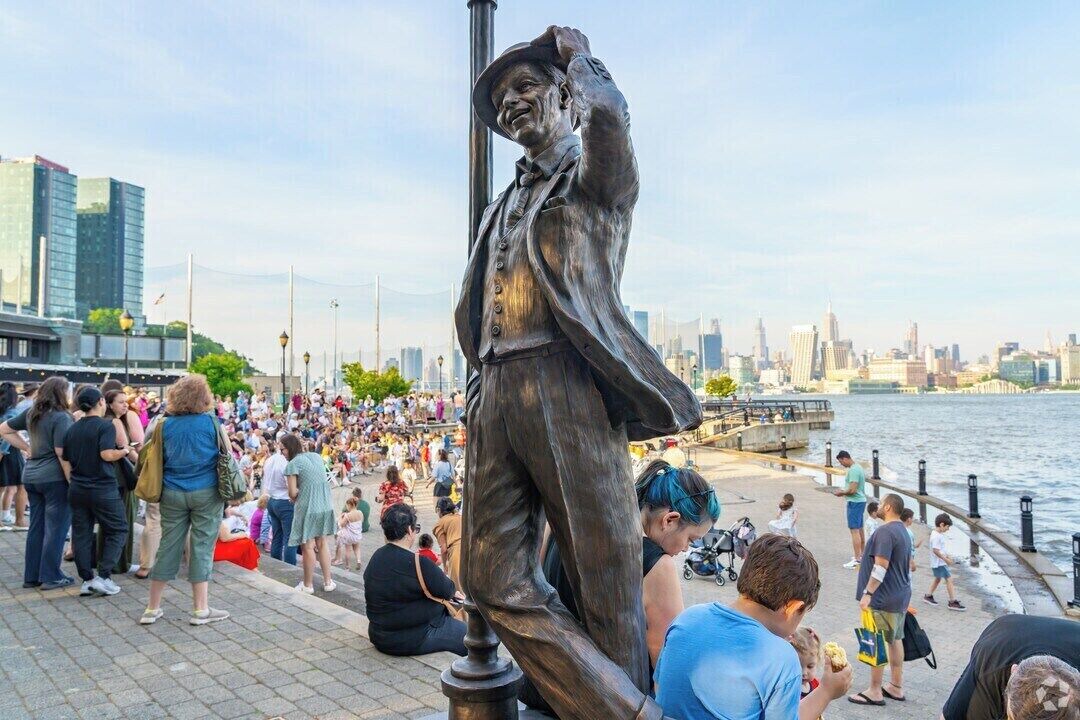 Photo of Others in Hoboken