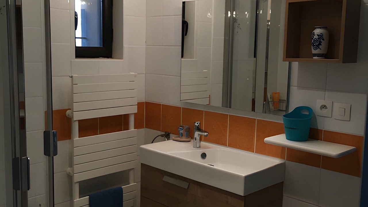 Photo of Bathroom in Maureillas-Las-Illas