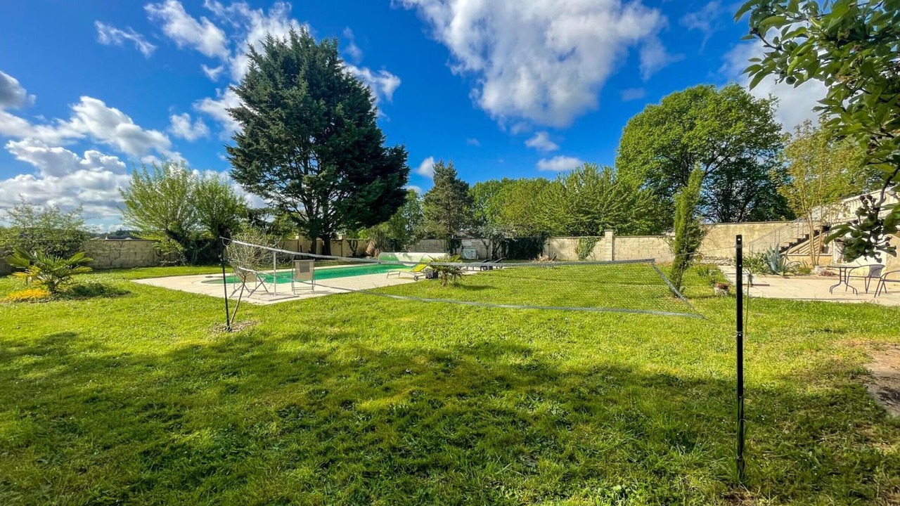 Photo of Outdoor in Brehemont