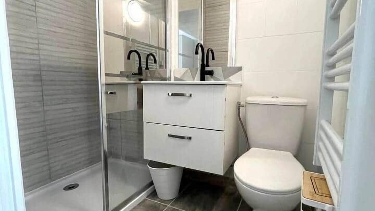 Photo of Bathroom in Manosque