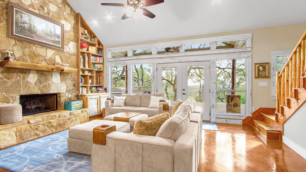 Photo of Livingroom in Wimberley