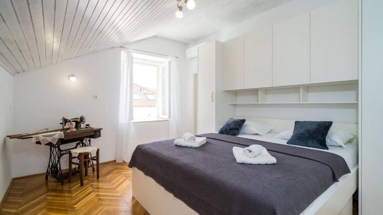 Photo of Bedroom in Slano