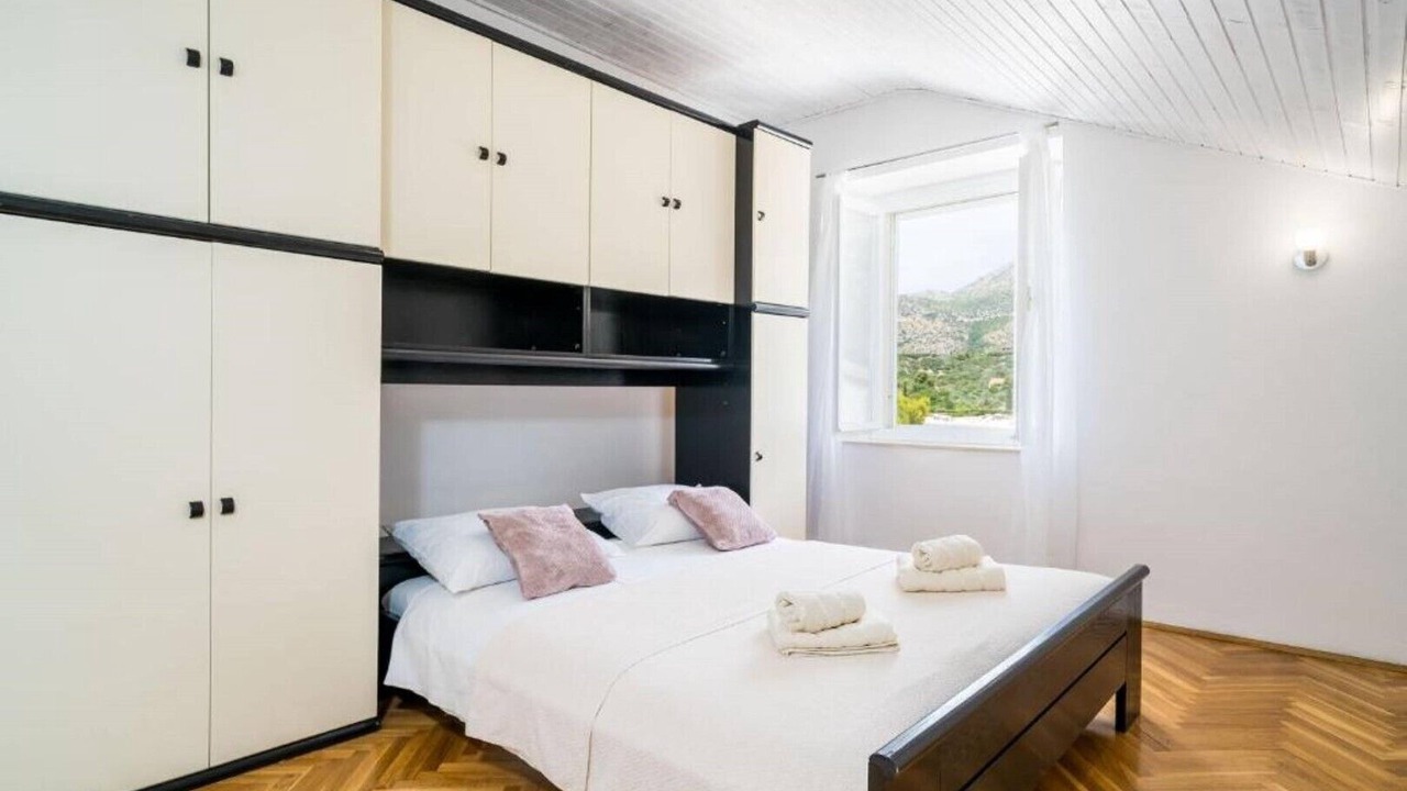 Photo of Bedroom in Slano
