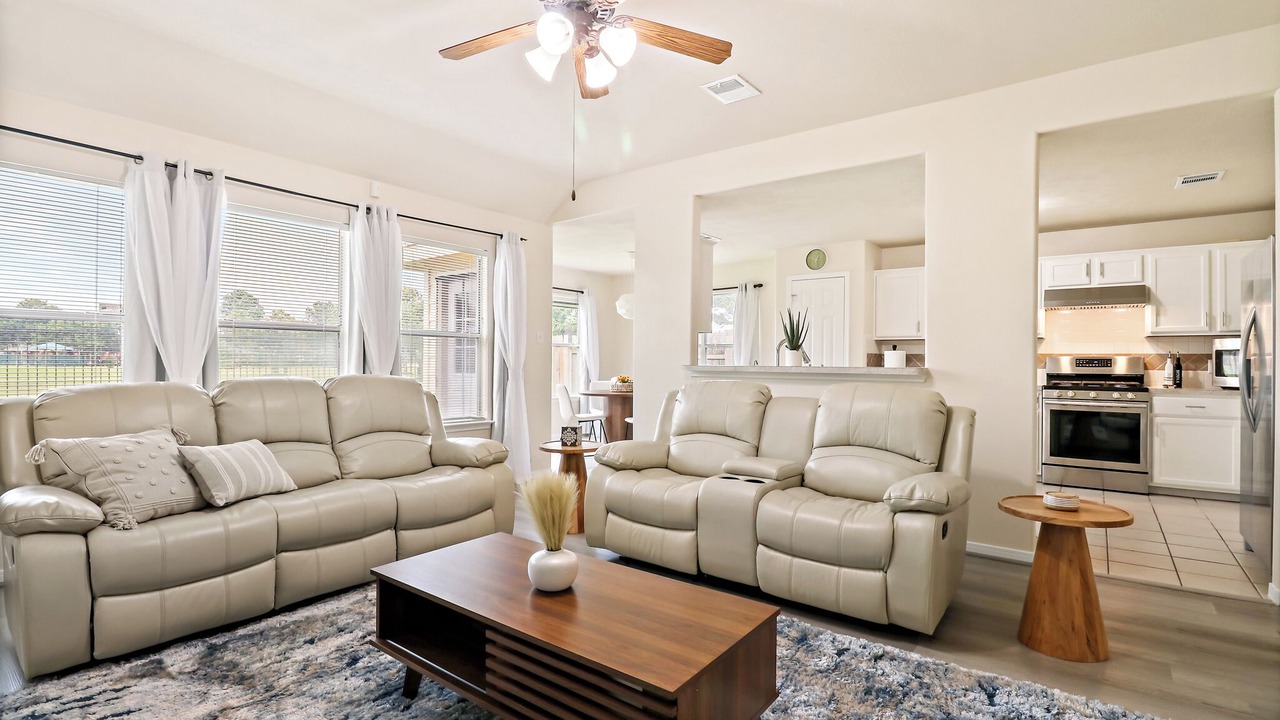 Photo of Livingroom in Barker