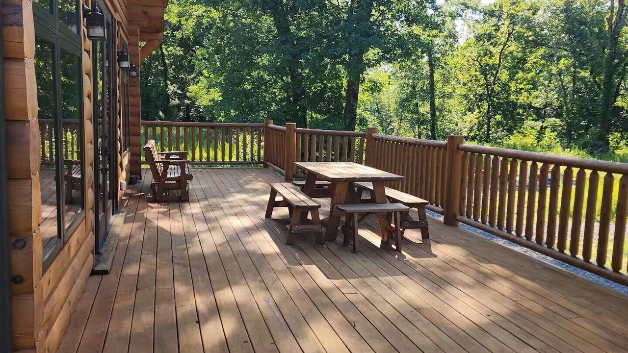 Photo of Outdoor in Cookson