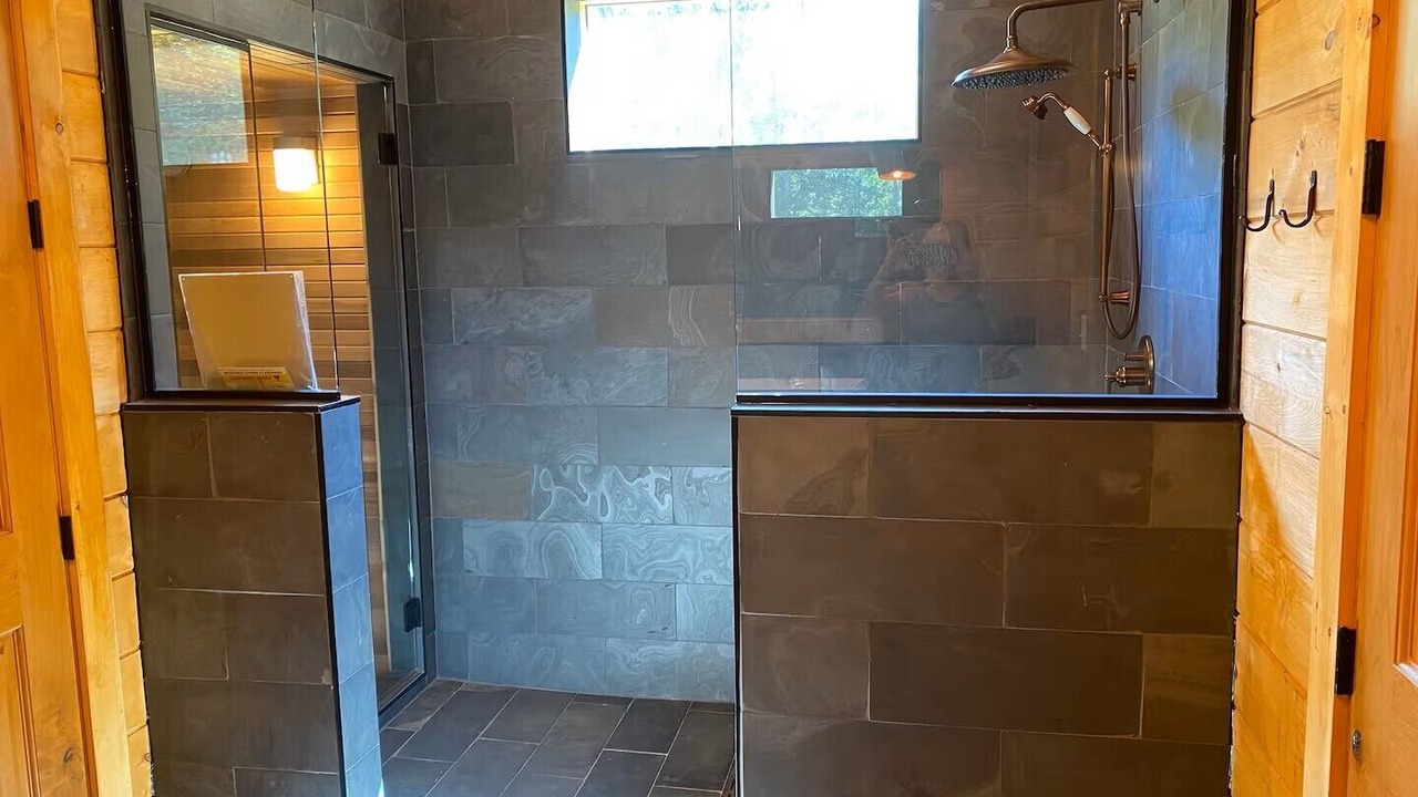 Photo of Bathroom in Cookson