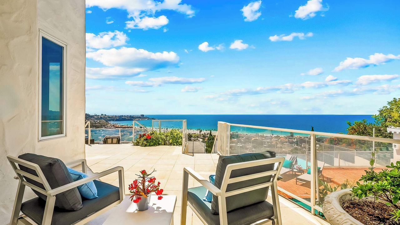 Photo of Patio Balcony in La Jolla Shores
