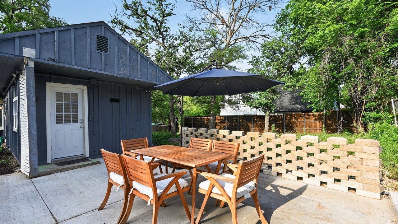 Photo of Outdoor in Flower Mound