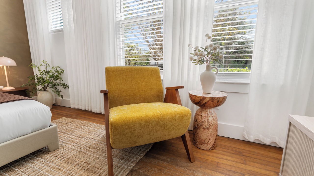 Photo of Bedroom in Neartown