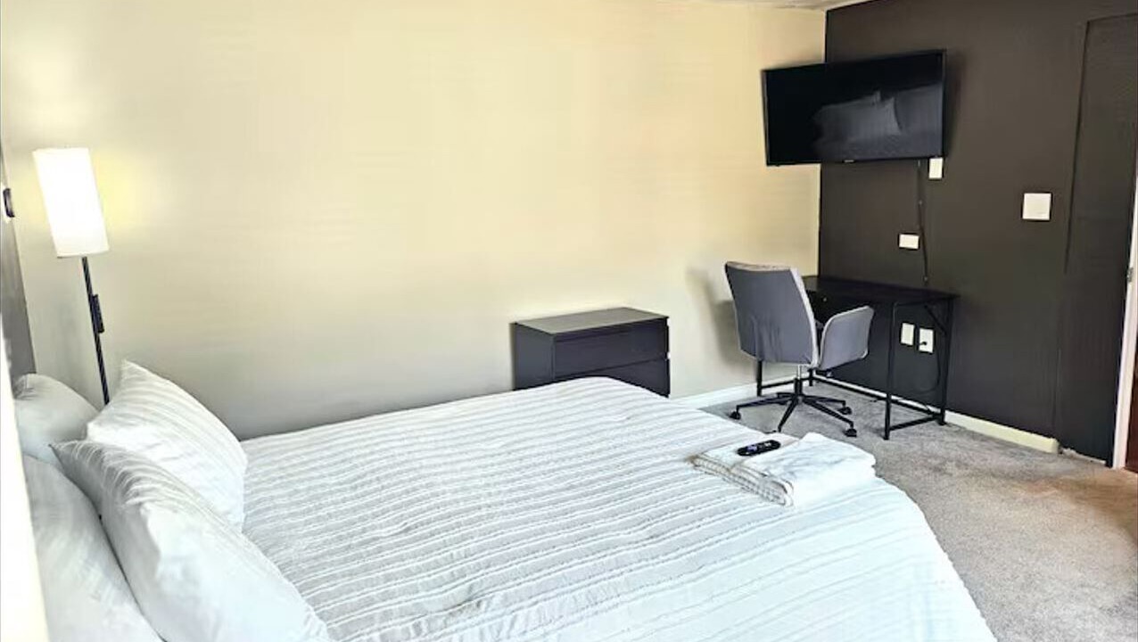 Photo of Bedroom in Billerica